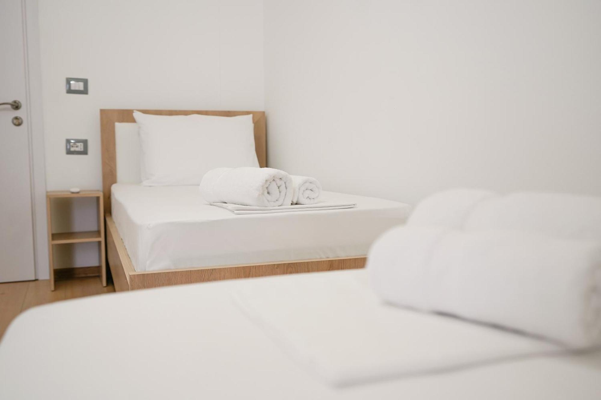 Ora Apartments Gjirokastra Kültér fotó